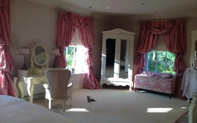 Westbrook Country House