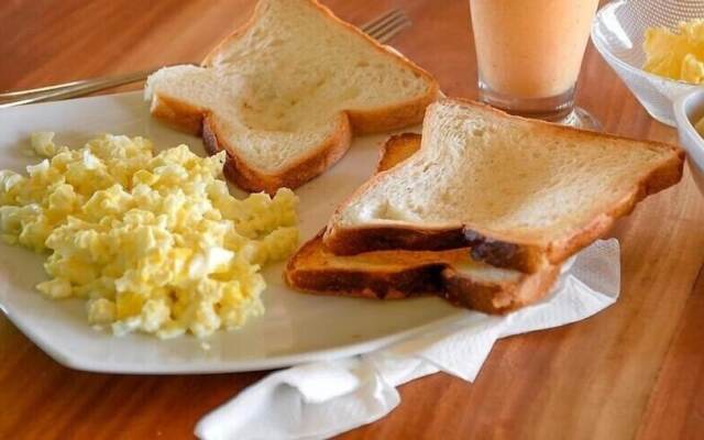 Royal Beach Arugambay