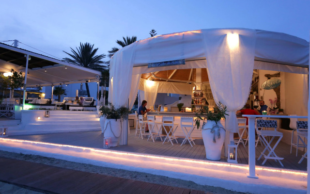 Mykonos Palace Beach Hotel