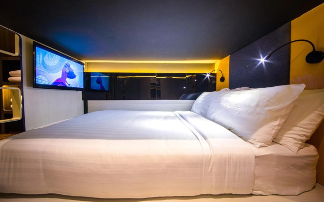 CUBE Family Boutique Capsule Hotel