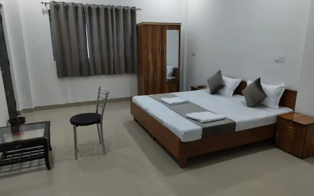 Goroomgo Komfy Stayz Dehradun