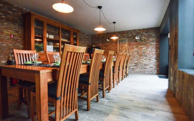 Luxurious Villa in Heuvelland with Garden