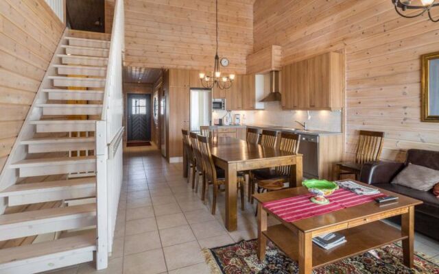 Holiday Home Ylläksen rinnemäki b