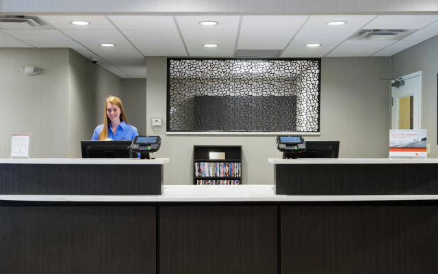 Candlewood Suites Grove City - Outlet Center by IHG