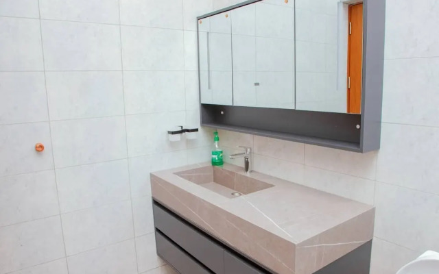 Entebbe Serenity Breeze Apartments