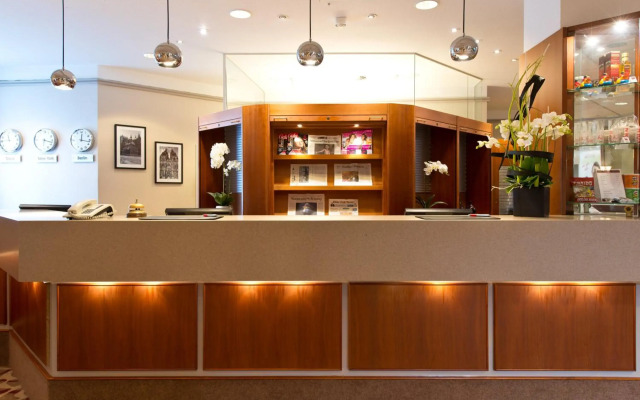 Leonardo Hotel Koeln
