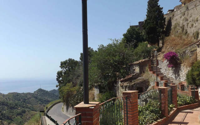 Albergo Diffuso Borgo Gallodoro