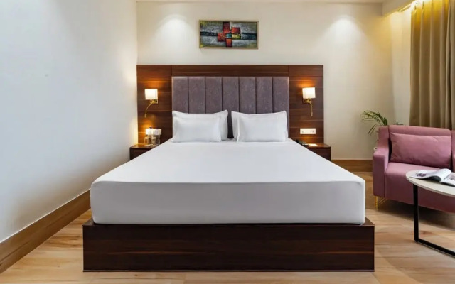 Clarks Inn Suites Agra