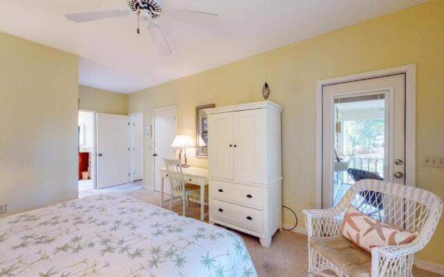 7609 Huntington Villas