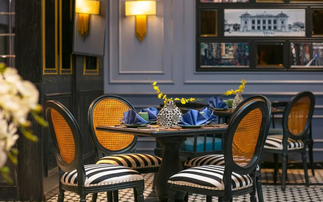 The Secret HaLong Hotel