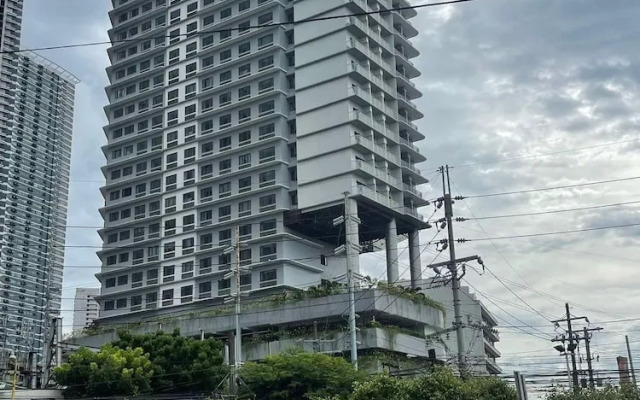 Lush residence Makati City by darpm