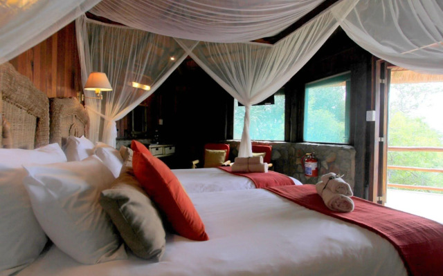 Shayamoya Tiger Fishing and Game Lodge