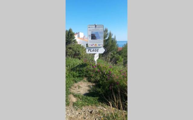 Appartement F2 proche des criques et thalasso