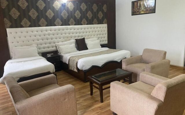 Hotel Imperial Heights Resort