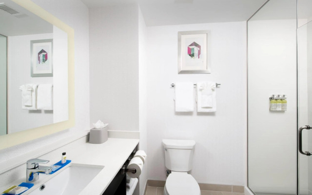 Holiday Inn Express Pensacola Downtown by IHG