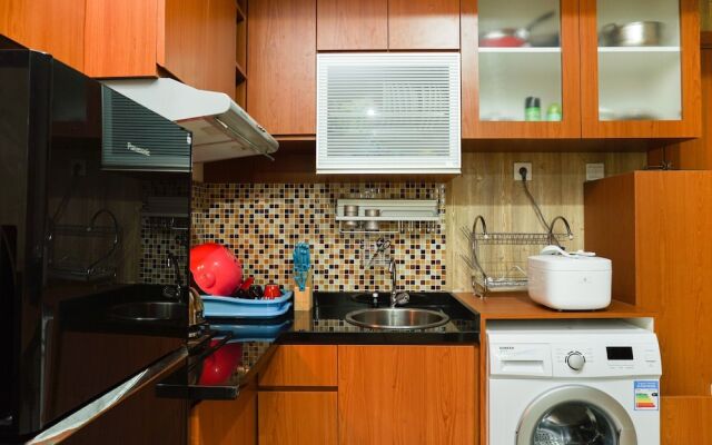 2BR Apartment with Sofa Bed at Woodland Park Residence By Travelio