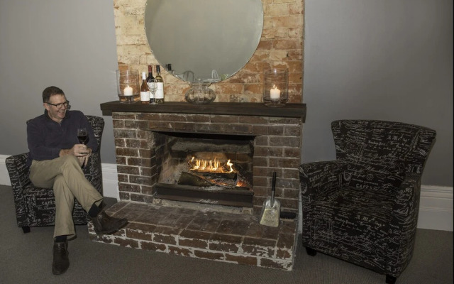 Finley Country Club Hotel Motel