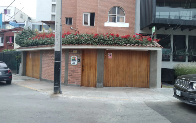 Global Family Backpackers Hostel