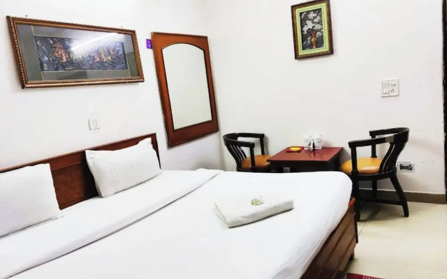 Hotel Redbury