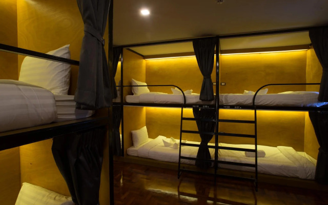 OYO 531 Le Light House & Hostel