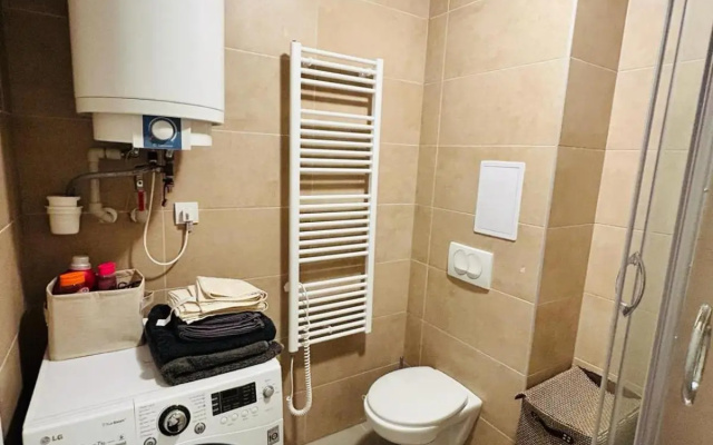 Krásny útulný byt s balkónom a parkovaním!