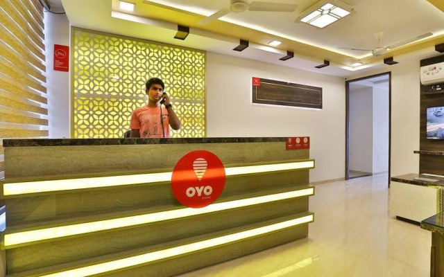 Hotel Landmark by Sky Stays