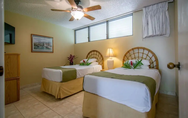 Papakea J103 2 Bedroom Condo by RedAwning