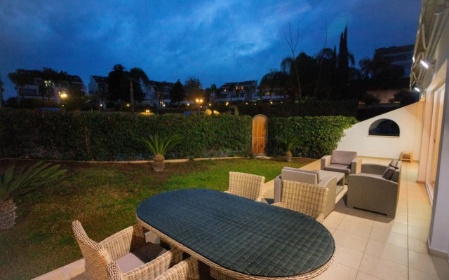 Bay View Gardens Apt 1