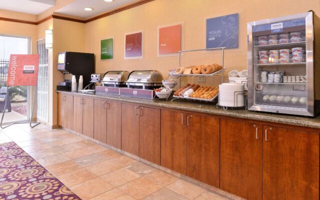 Comfort Suites Urbana Champaign, University Area