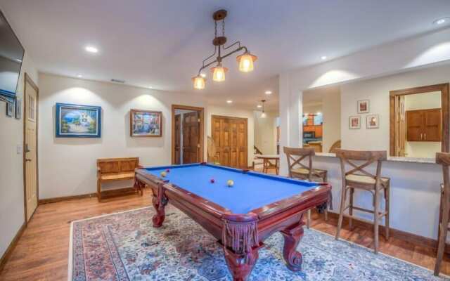 Island Oasis 6 Bedroom Holiday Home