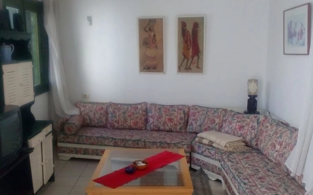 House With Garden Wala