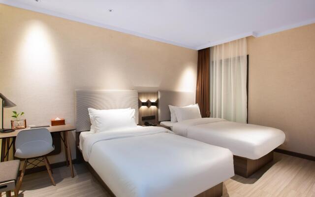 Hanting Hotel Nanjing Baixia High Tech Industrial Park