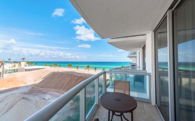 MARENAS BEACH RESORT by Miami And The Beaches Rentals