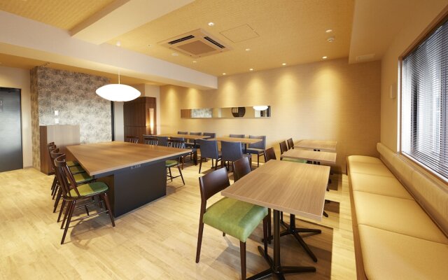 MONday Apart Premium Ueno