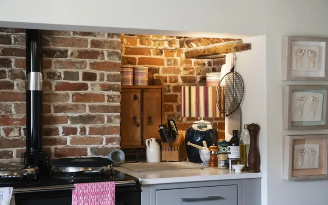 Fabulous Farmhouse in Hampshire