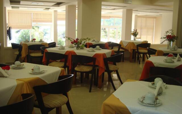 Glyfada Beach Hotel