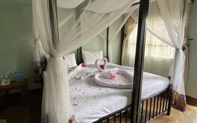 Patamu Restaurant & Lodge