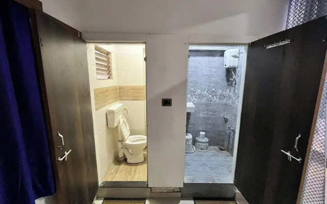 Hotel The Grand Near Maninagar Railway Station Ahmedabad