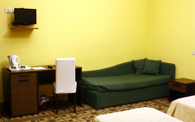 Hotel Tonic