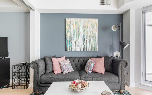 Newly Decorated Yorkville Condo