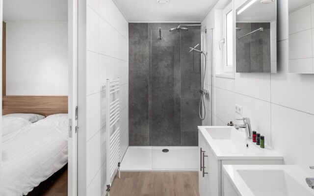 Modern Bungalow With Dishwasher, Beach at 500 m
