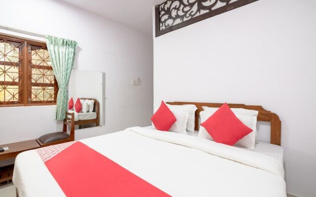 OYO 7325 Celjoan Guest House Standard