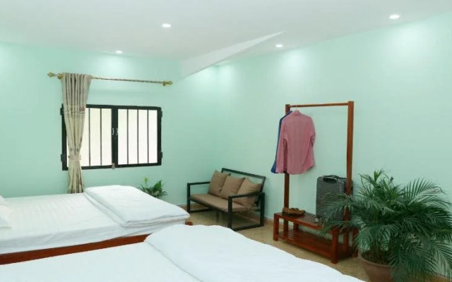 Giang Son Hostel
