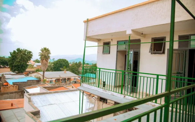 Fidos Guest House