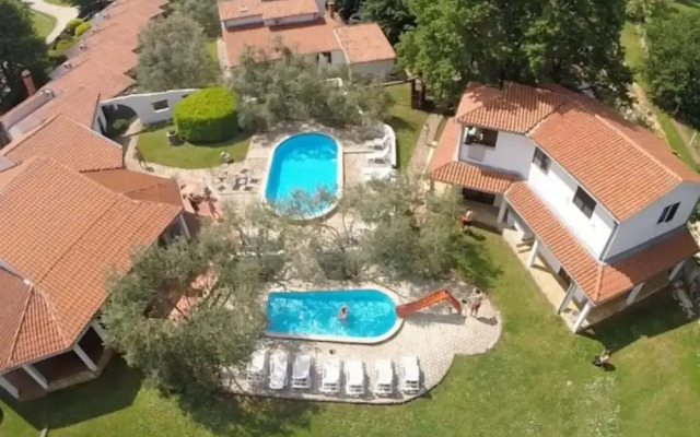 Splendid Poreč Holiday Home With Swimming Pool