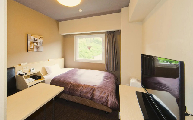 Hotel Route-Inn Saiki Ekimae