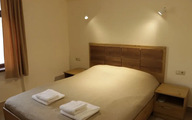 Artanish beach resort