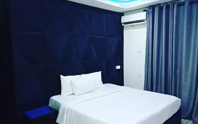 Pioneer Luxury Apartment