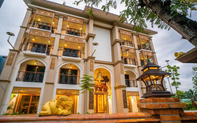 Siri Nakornpink Chiang Mai Hotel (Sha Plus+)