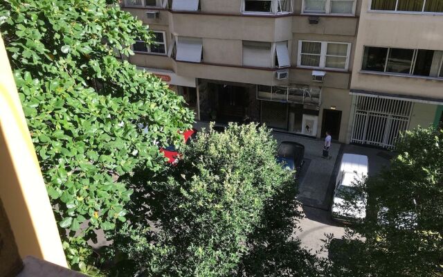 Excelente Apartamento em Copacabana